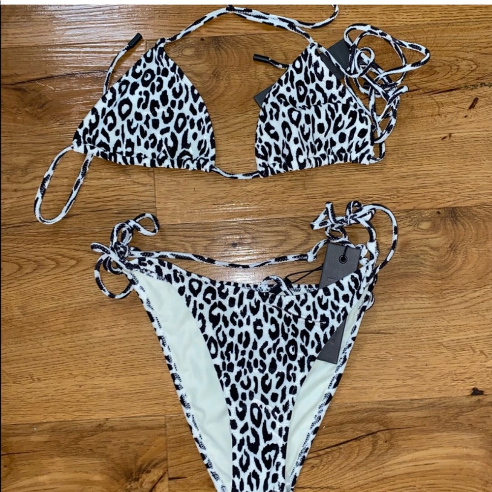 Triangl Leopard Bikini XS